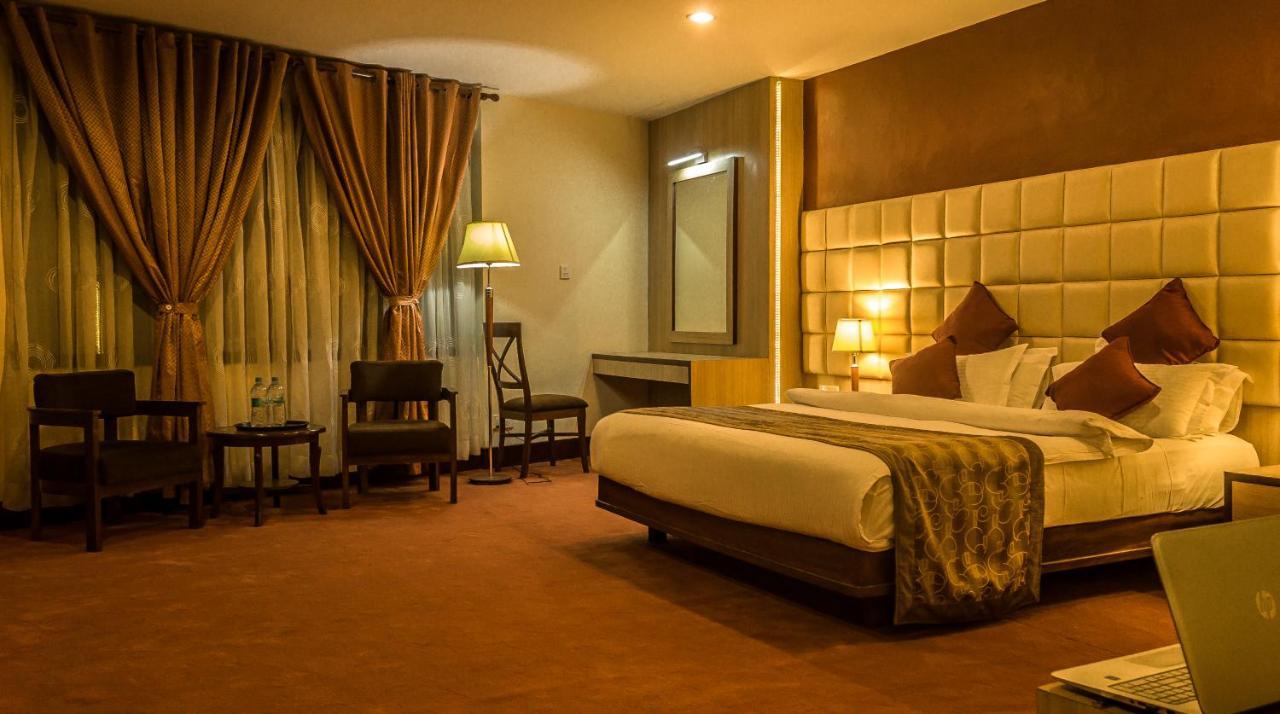 The Amadablam Hotel Catmandu Exterior foto
